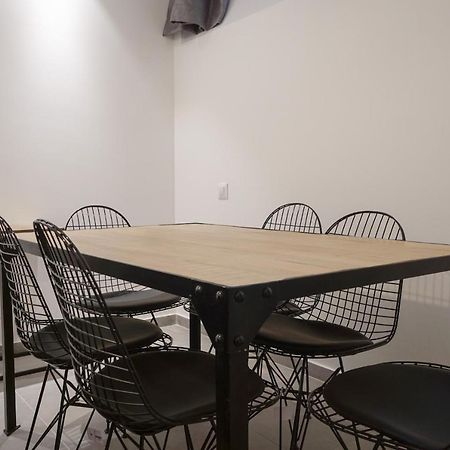 Modern Duplex Close To The Eiffel Tower باريس المظهر الخارجي الصورة