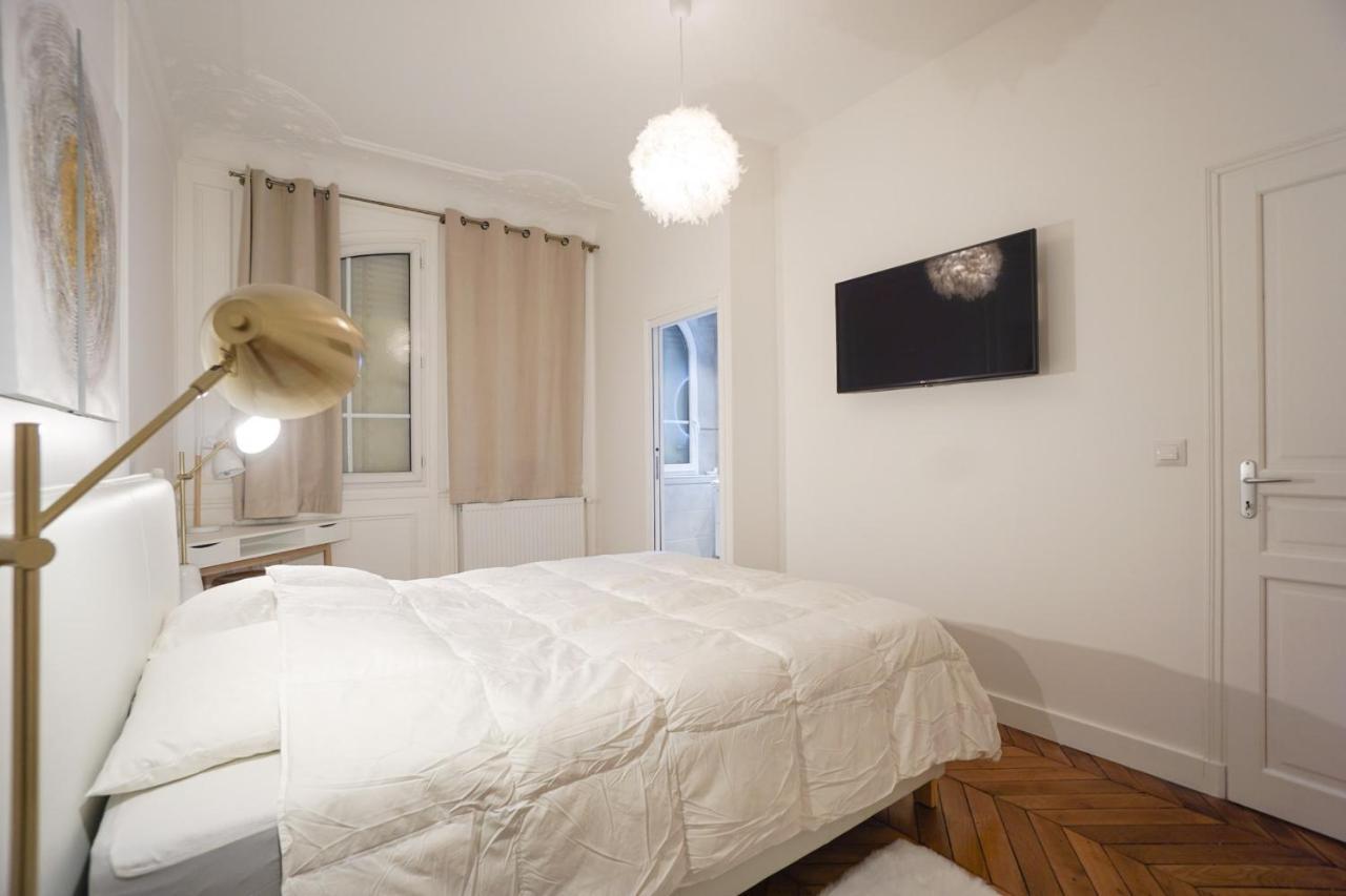 Modern Duplex Close To The Eiffel Tower باريس المظهر الخارجي الصورة