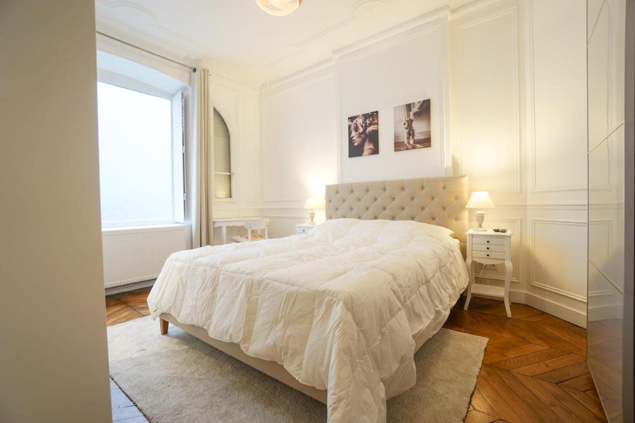 Modern Duplex Close To The Eiffel Tower باريس المظهر الخارجي الصورة